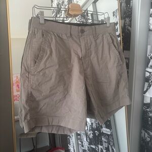 ABERCROMBIE & FITCH TAN SHORTS